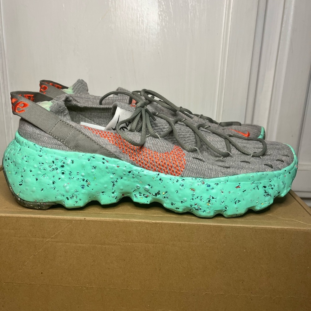 Nike Space Hippie 04. Dark Stucco/Team Orange EUC SIZE 10.5 OFFERS CONSIDERED